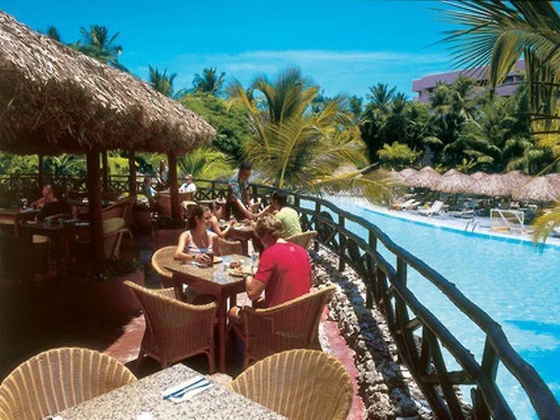 Hotel Riu Naiboa Punta Cana 4*,